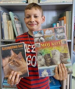Thumbnail for the post titled: CZYTELNICY ROKU z klas I-III polecają swoje ulubione książki!☺